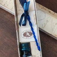 Penna in  vetro con pennino e boccetta inchiostro