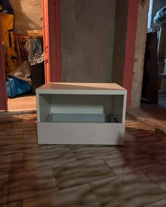 due mobili ikea