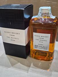 Bottiglia NIKKA whisky from the barrel