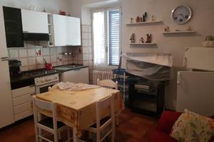 Trilocale vicino ospedale locato ammobiliato