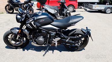 Triumph Trident 660