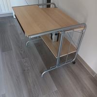 scrivania porta PC Ikea 