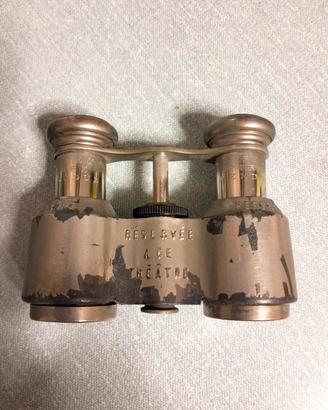 Antico binocolo da teatro francese.