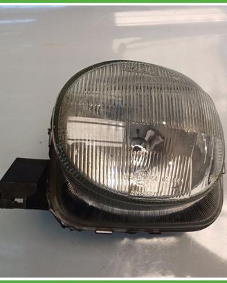 Faro Fanale Proiettore Anteriore Sinistro SX HELLA
