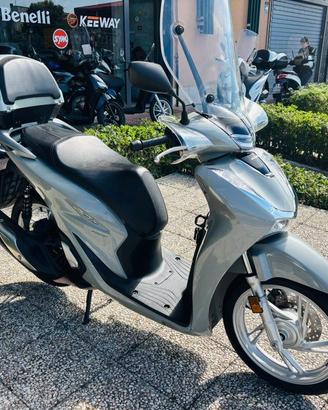 HONDA SH 150 TUTTO INCLUSO ANCHE PASSAGGIO! MINI
