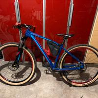 Specialized Rockhopper - Tenuta maniacalmente