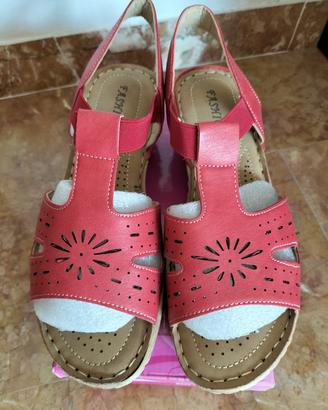 Sandali donna NUOVI n 40 rossi