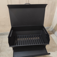 Barbecue artigianale in ferro battuto pesante