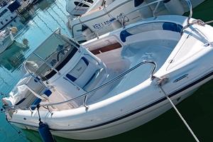 RANIERI VOYAGER 19+HONDA 90 CV