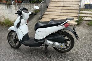 scarabeo 125