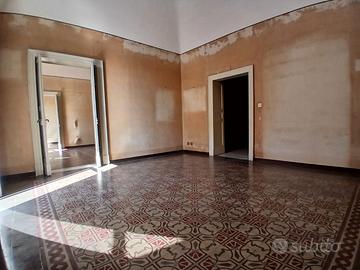 Quattro vani 165 mq via giuseppe verdi