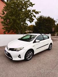 Toyota Auris Hybrid 1.8 Lounge  Automatico