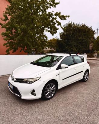 Toyota Auris Hybrid 1.8 Lounge  Automatico