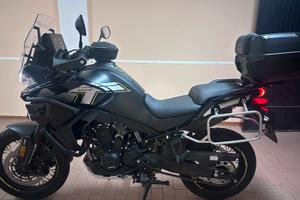 Cf moto 800 mt explorer