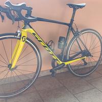 Elite Scott Carbon Road Bike - Full Ultegra & New 