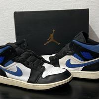 Jordan 1 mid white black blu
