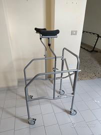 Deambulatore ascellare