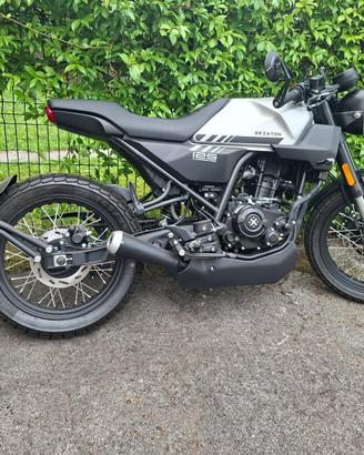 BRIXTON CROSSFIRE 125cc MOT. A LIQUIDO