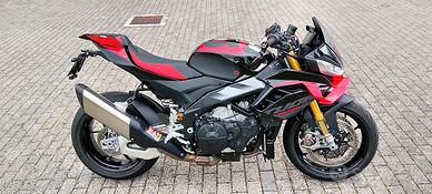 APRILIA TUONO FACTORY 1100