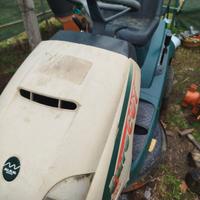 Trattorino tagliaerba 