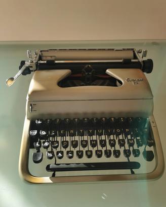 Macchina da scrivere Everest K2 antiquariato