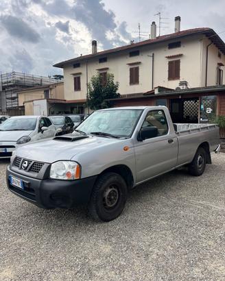 Nissan NP300 2.5 D 2P Cassone Lungo