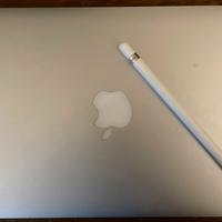 Apple Pencil + Smart Cover IPad