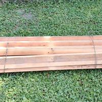 N. 22 Listelli legno cm. 189 x 4,5x sp. 2 cm.