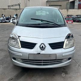 Renault Modus 2007 1.2 Benzina D7F D7 PER RICAMBI