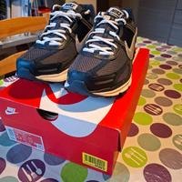 Nike Zoom Vomero 5SE