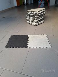 Tappetini gommati ad incastro 