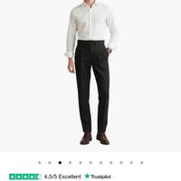 Pantaloni nuovi