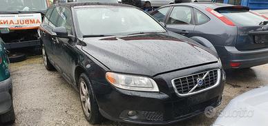 Ricambi Volvo v70 2011