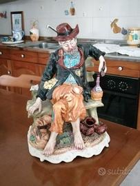 Statua "uomo ebbro" in ceramica di Capodimonte