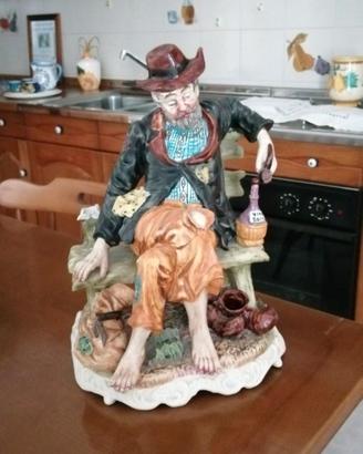 Statua "uomo ebbro" in ceramica di Capodimonte