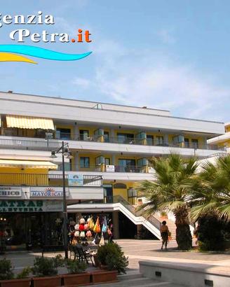 22/8 - 5/9 TRILO/BILO frontemare ALBA ADRIATICA