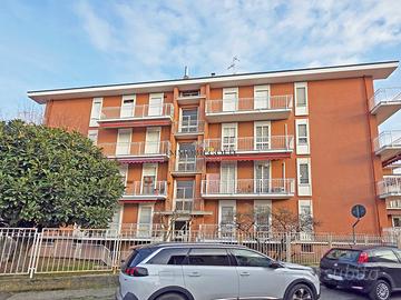 Trilocale con cantina e box. Libero subito