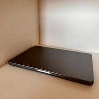 MacBook Pro 14” M2 Pro – 16GB RAM – 512GB SSD