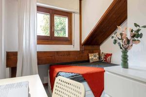 Stanza in appartamento di 138 m² a Milano