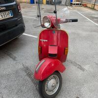 Vespa 150 arcobaleno