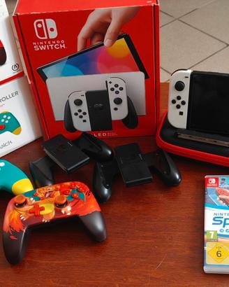 Nintendo Switch Oled con giochi e accessori