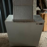 Generatore di aria calda gas metano canalizzabile