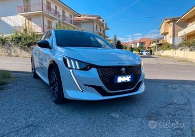 Peugeot 208 GT Line