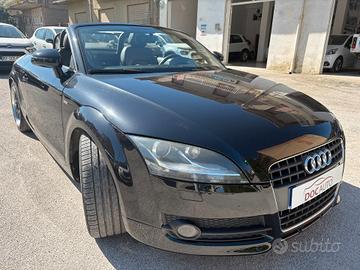 Audi TT Roadster 2.0 TFSI 200 CV S-LINE