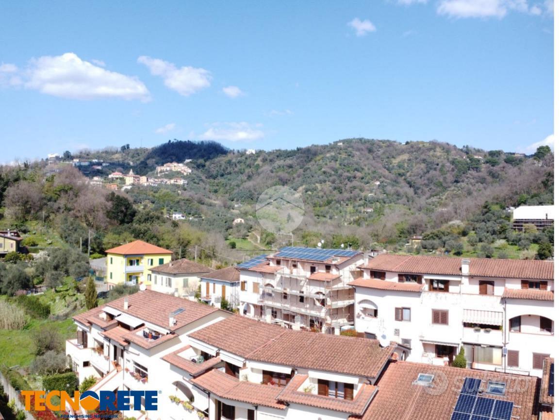 TER. RESIDENZIALE A LA SPEZIA - Vista 5