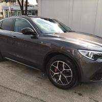 Alfa Romeo Stelvio 2,2 210cv Ti Q4 AT8 