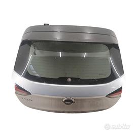 Portello posteriore Opel Corsa F del 2023 grigio