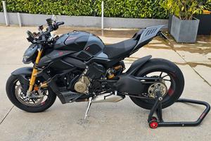 ducati streetfighter 4s