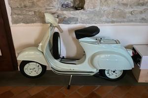 Vespa 50 sportellino piccolo