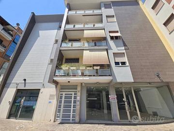 Appartamento di 85 m² con 3 locali a Pomezia